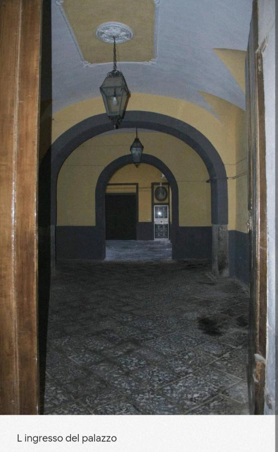 Piccola Maison Nel Centro Di Napoli Экстерьер фото